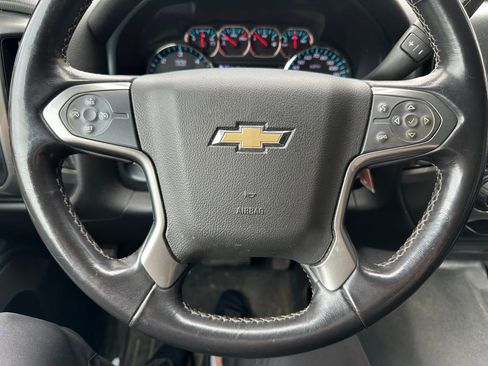 Used 2019 Chevrolet Silverado 2500 LT image 3
