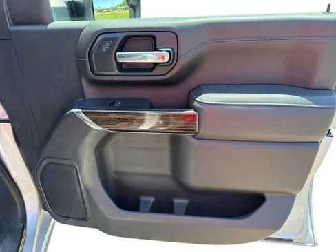 Used 2021 GMC Sierra 2500 SLE AWD/4WD image 12