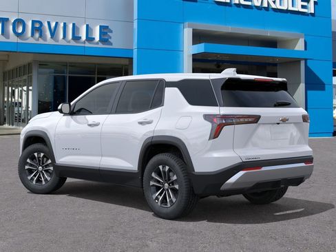 New 2026 Chevrolet Equinox LT image 3