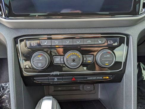 Certified 2023 Volkswagen Atlas Cross Sport SEL R-Line image 24