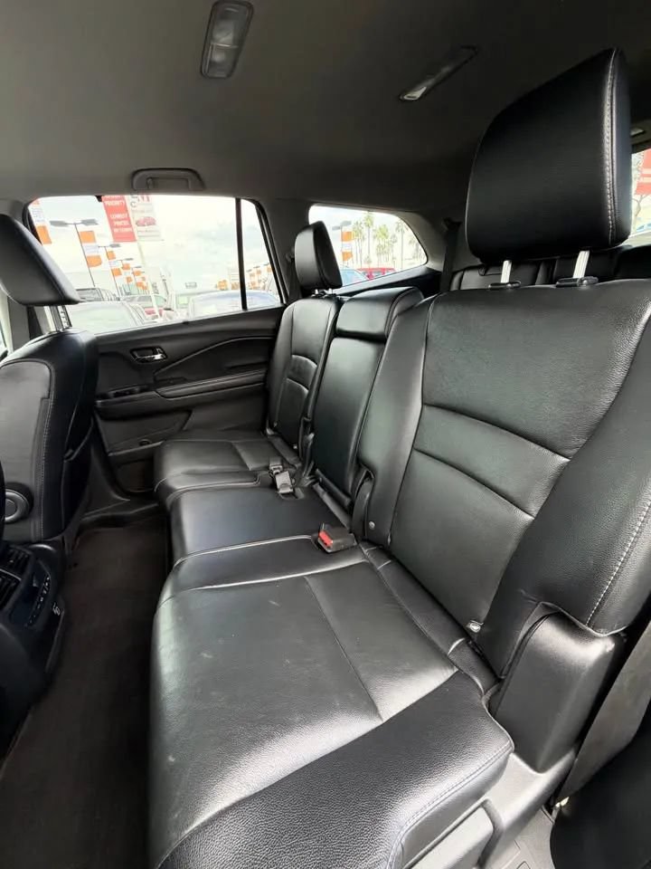 Used 2021 Honda Pilot Special Edition image 7