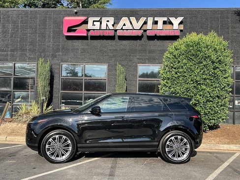 Used 2025 Land Rover Range Rover Evoque S image 9