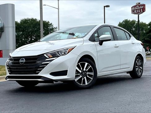 Certified 2024 Nissan Versa SV FWD image 2
