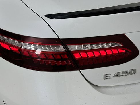 Used 2023 Mercedes-Benz E 450 4MATIC Coupe image 44