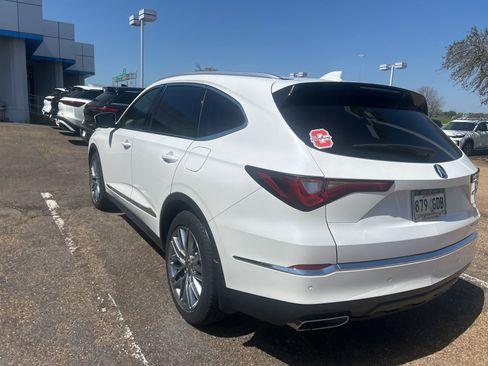 Used 2023 Acura MDX Advance image 19
