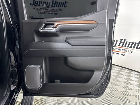 Used 2024 GMC Sierra 1500 Denali w/ Denali Reserve Package AWD/4WD image 29