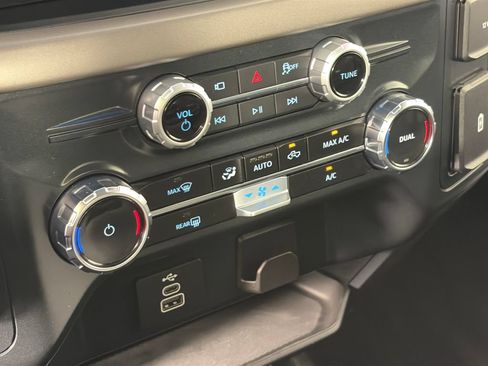 Certified 2025 Ford F150 XLT w/ Equipment Group 301A Standard AWD/4WD image 21