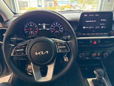 Used 2024 Kia Forte LXS FWD image 18
