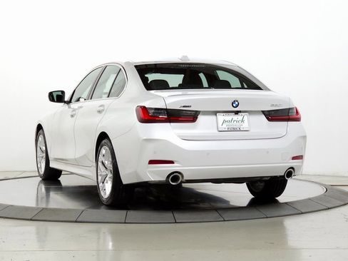 Used 2025 BMW 330i xDrive Sedan w/ Convenience Package image 6
