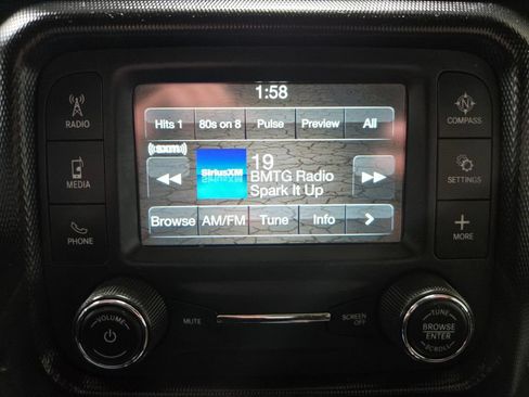 Used 2019 Jeep Wrangler Sport AWD/4WD image 21
