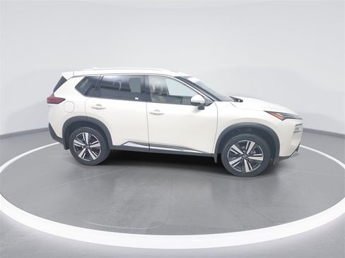 Certified 2023 Nissan Rogue Platinum w/ Platinum Premium Package image 8