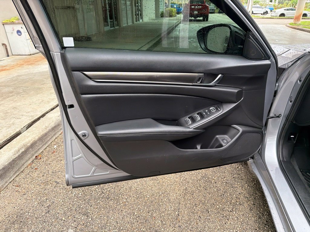 Used 2022 Honda Accord Sport image 30