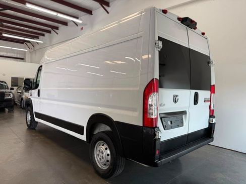 Used 2021 RAM ProMaster 2500 FWD image 5