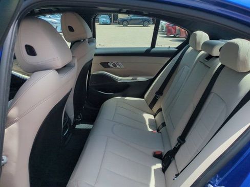 Used 2026 BMW 330i Sedan w/ M Sport Package RWD image 12
