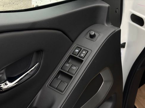 New 2026 Nissan Frontier SV image 12