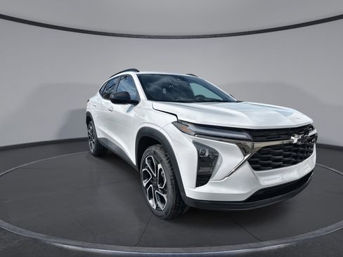 New 2026 Chevrolet Trax RS FWD image 16
