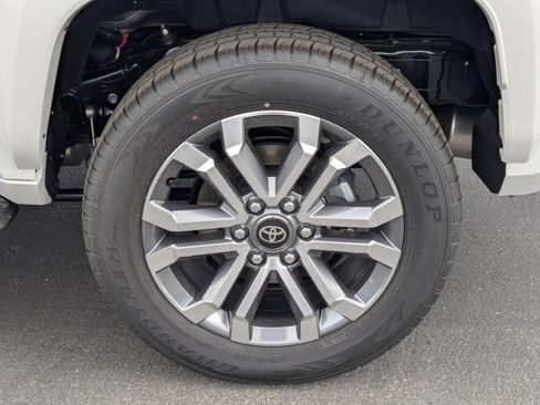 New 2026 Toyota 4Runner Limited AWD/4WD image 20