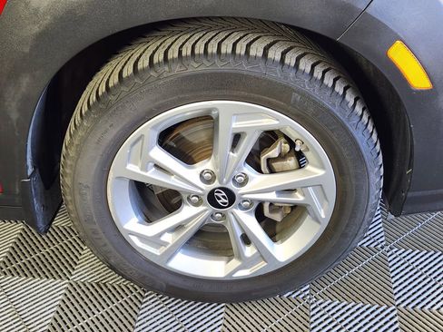 Used 2022 Hyundai Kona SEL AWD/4WD image 9
