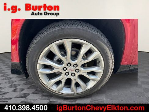 Used 2024 GMC Acadia Denali w/ Super Cruise Package AWD/4WD image 4