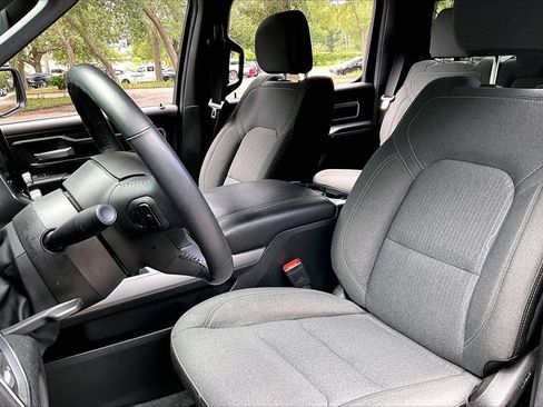 Used 2024 RAM 1500 Big Horn AWD/4WD image 18