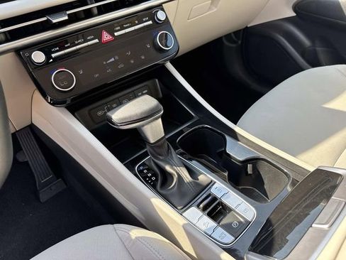 Used 2025 Hyundai Tucson SEL image 48