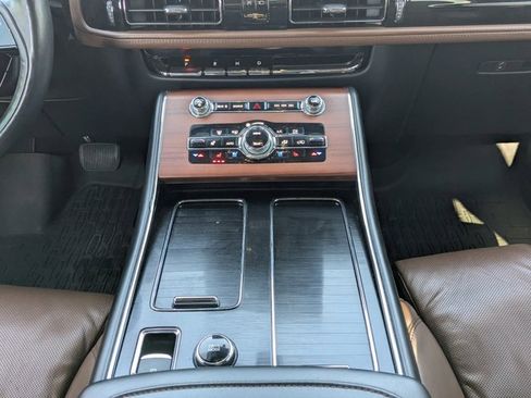 Used 2021 Lincoln Aviator Reserve w/ Equipment Group 201A image 20