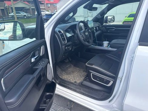 Used 2025 RAM 1500 Laramie w/ Night Edition AWD/4WD image 5