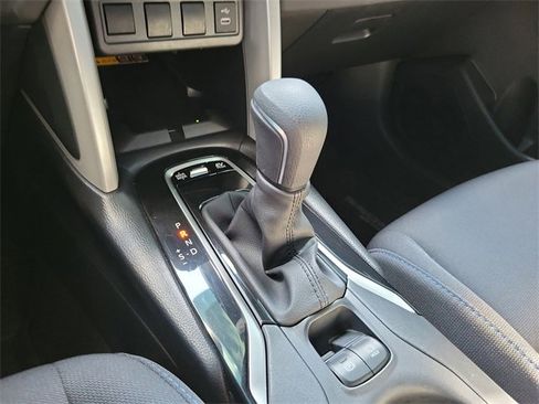 Used 2024 Toyota Corolla Cross SE image 24