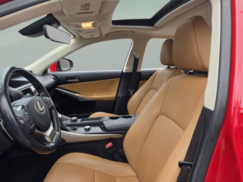 Used 2017 Lexus IS 200t image 12