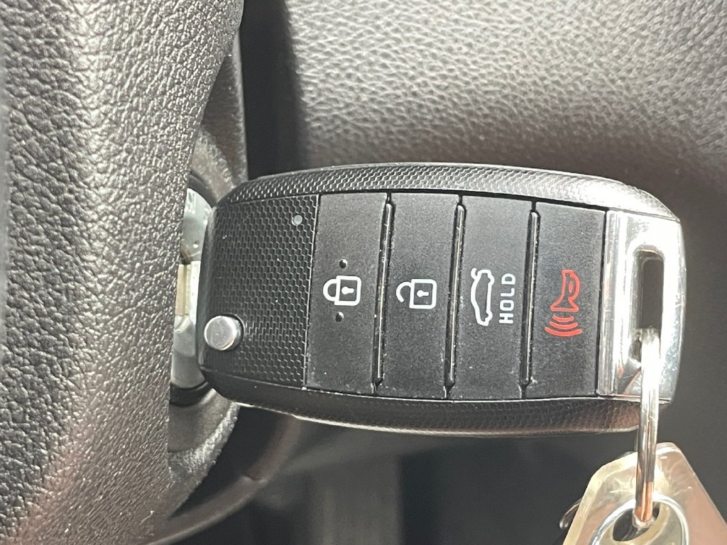 Used 2016 Kia Optima LX FWD image 26