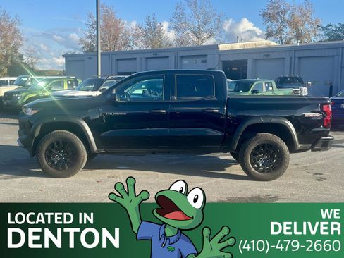 Used 2024 Chevrolet Colorado Trail Boss w/ Advanced Trailering Package image 8