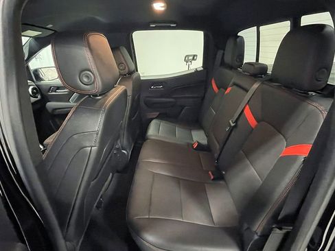 Used 2023 Chevrolet Colorado Z71 w/ Z71 Convenience Package 2 image 25