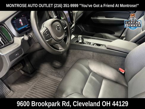 Used 2024 Volvo XC60 B5 Core AWD/4WD image 13