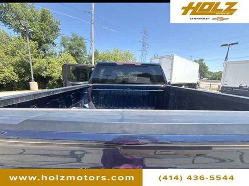 Certified 2022 Chevrolet Silverado 1500 RST AWD/4WD image 24