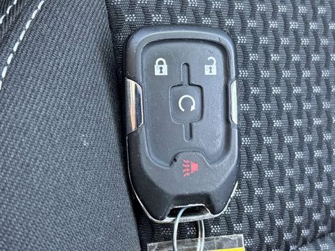 Used 2023 GMC Terrain SLE w/ Driver Convenience Package AWD/4WD image 39