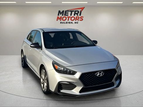 Used 2019 Hyundai Elantra GT N Line image 6