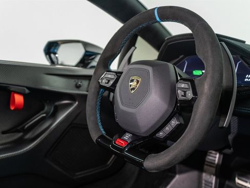 Used 2023 Lamborghini Huracan STO image 68