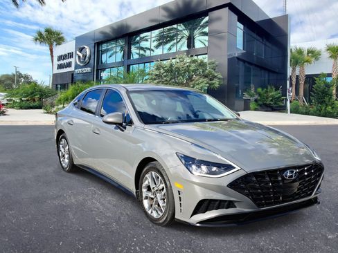 Used 2023 Hyundai Sonata SEL image 3