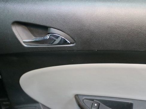 Used 2015 Buick Verano FWD image 12