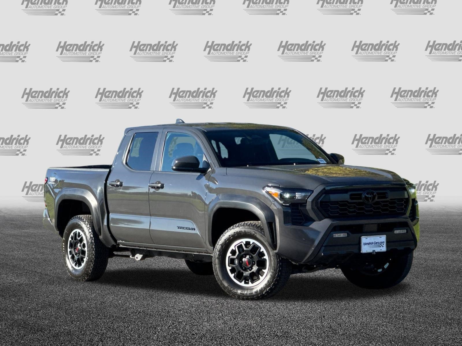 Used 2026 Toyota Tacoma TRD Off-Road AWD/4WD image 2