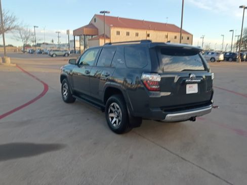 Used 2024 Toyota 4Runner TRD Off-Road image 10