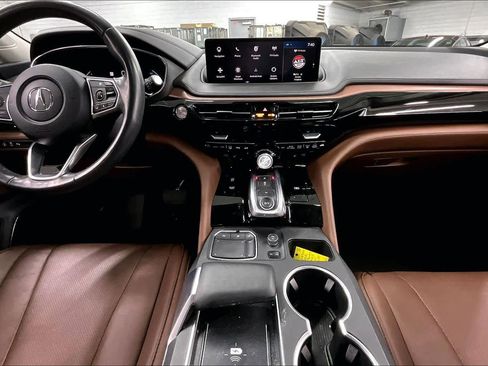 Used 2024 Acura MDX SH-AWD w/ Technology Package image 12