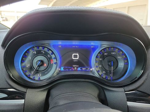 Used 2023 Chrysler 300 S image 15