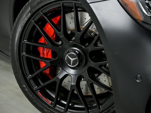 Used 2020 Mercedes-Benz AMG GT C image 4