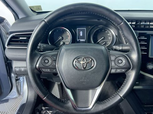 Used 2020 Toyota Camry SE image 15