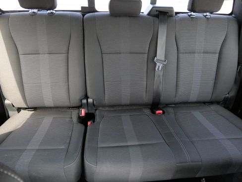 Used 2015 Ford F150 XLT w/ Equipment Group 302A Luxury AWD/4WD image 13