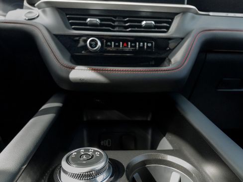 Used 2026 Ford Explorer ST-Line w/ ST-Line Street Pack AWD/4WD image 11