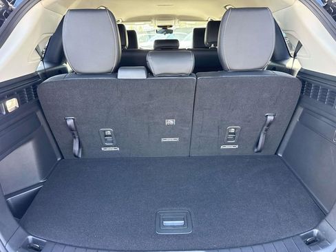 Certified 2025 MAZDA CX-90 3.3 Turbo w/ Select Package image 9