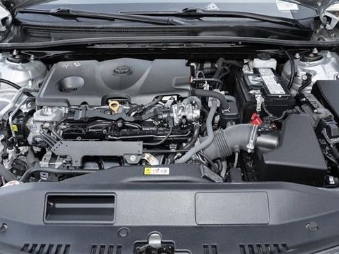 Used 2023 Toyota Camry SE image 32