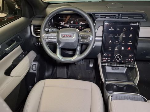 New 2027 GMC Terrain Elevation w/ Elevation Premium Package FWD image 14